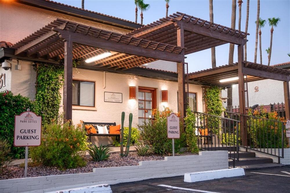 107 Fully Furnished 1br Suite-prime Location